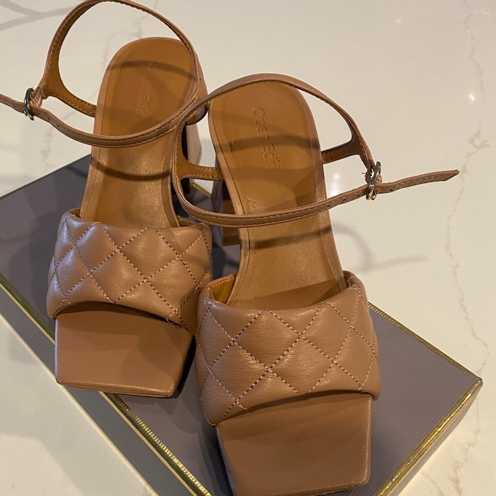 Open Edit Quilted Women's Sandals, 3” block heel, Tan color, size 5.5